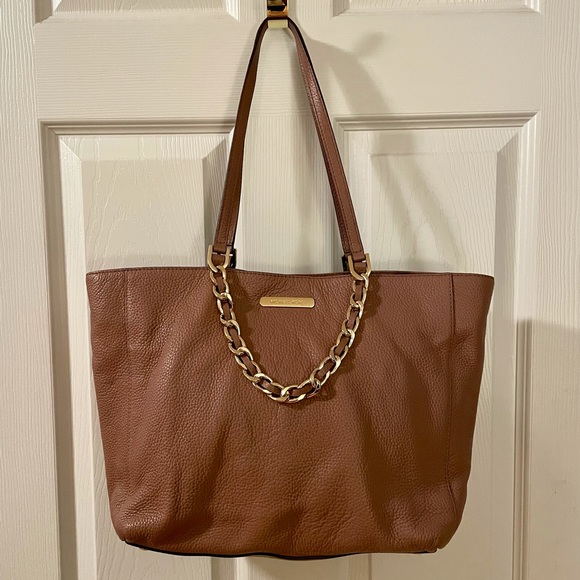 Michael Kors Shoulder Bag - Picture 1 of 12